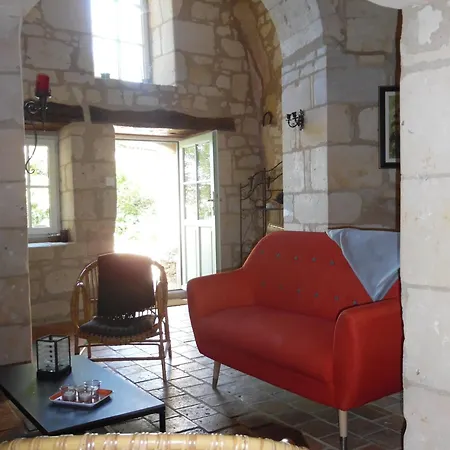 Troglodyte La Roche D'etiau En Anjou