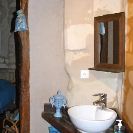 Troglodyte La Roche D'etiau En Anjou Casa vacanze