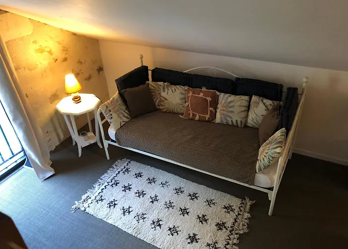 Troglodyte La Roche D'etiau En Anjou Дом отдыха *