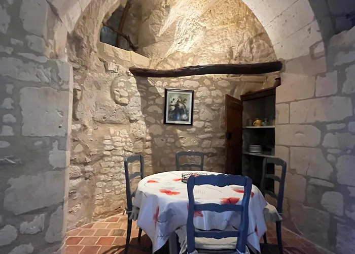 Дом отдыха Troglodyte La Roche D'etiau En Anjou