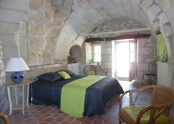 Дом отдыха Troglodyte La Roche D'etiau En Anjou *