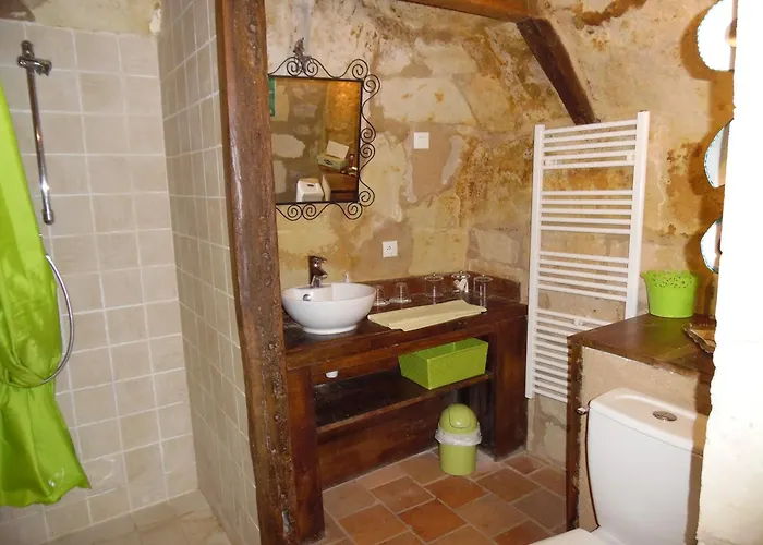 Дом отдыха Troglodyte La Roche D'etiau En Anjou